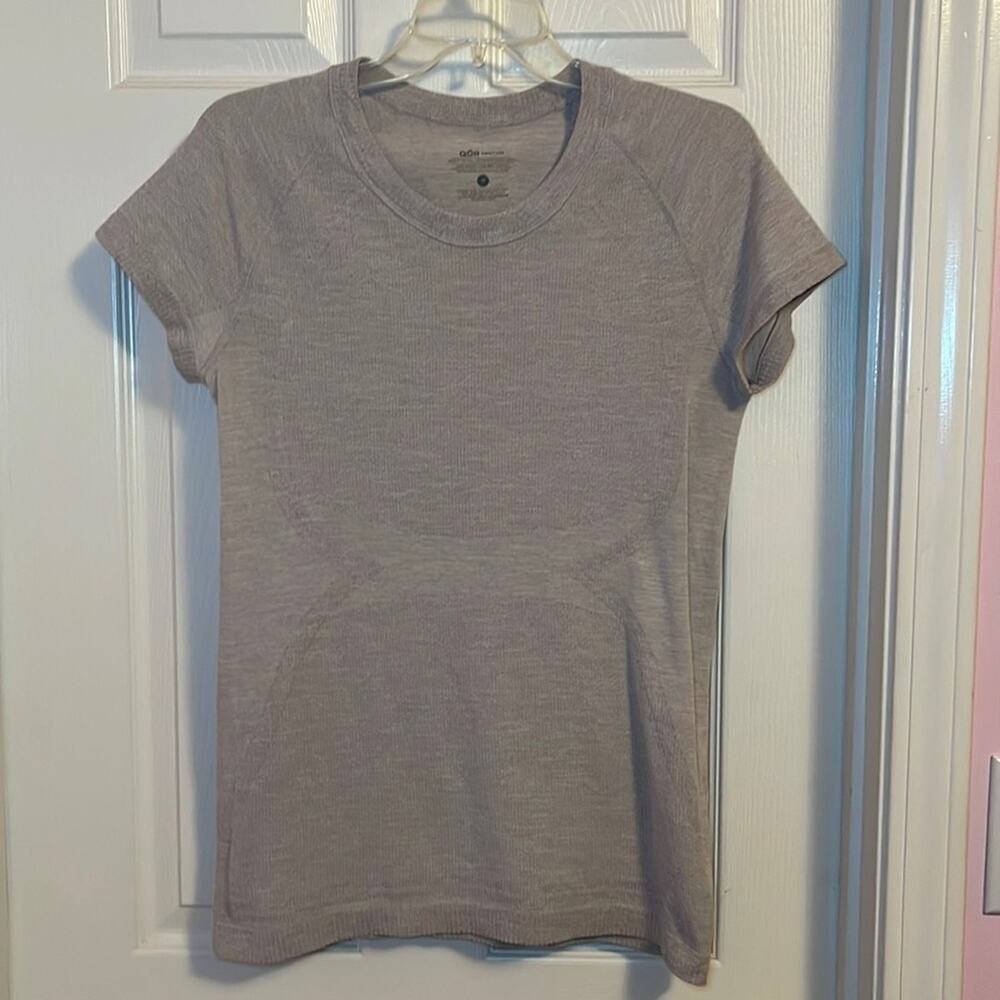 QOR odor control short sleeve top